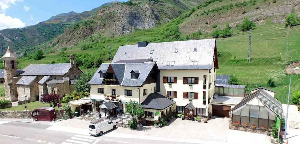 Hotel Edelweiss أرتييس المظهر الخارجي الصورة
