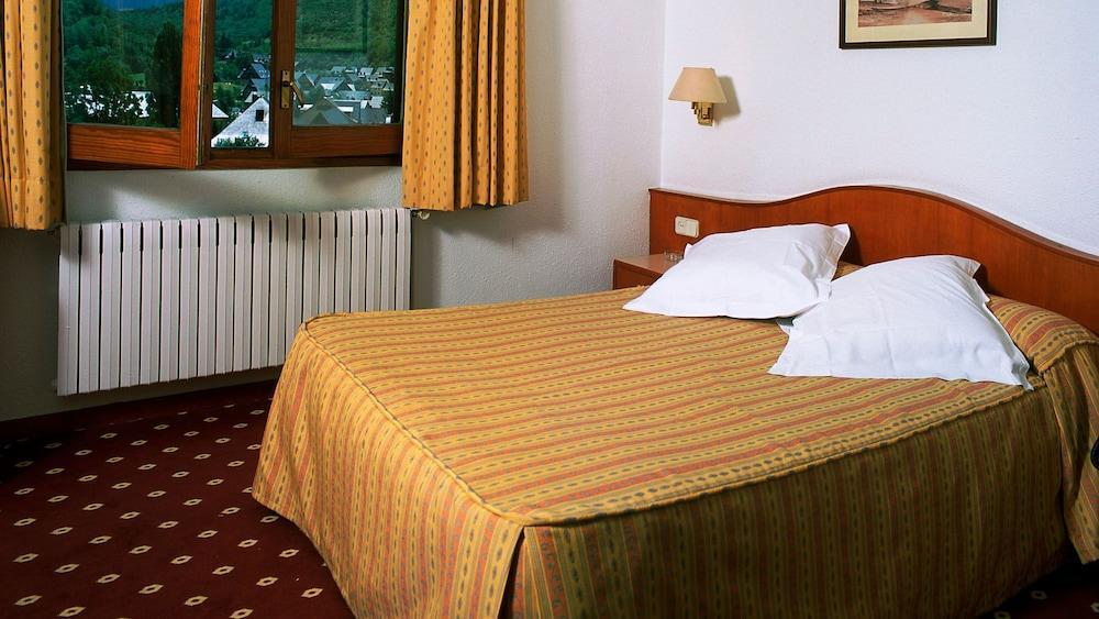Hotel Edelweiss أرتييس المظهر الخارجي الصورة