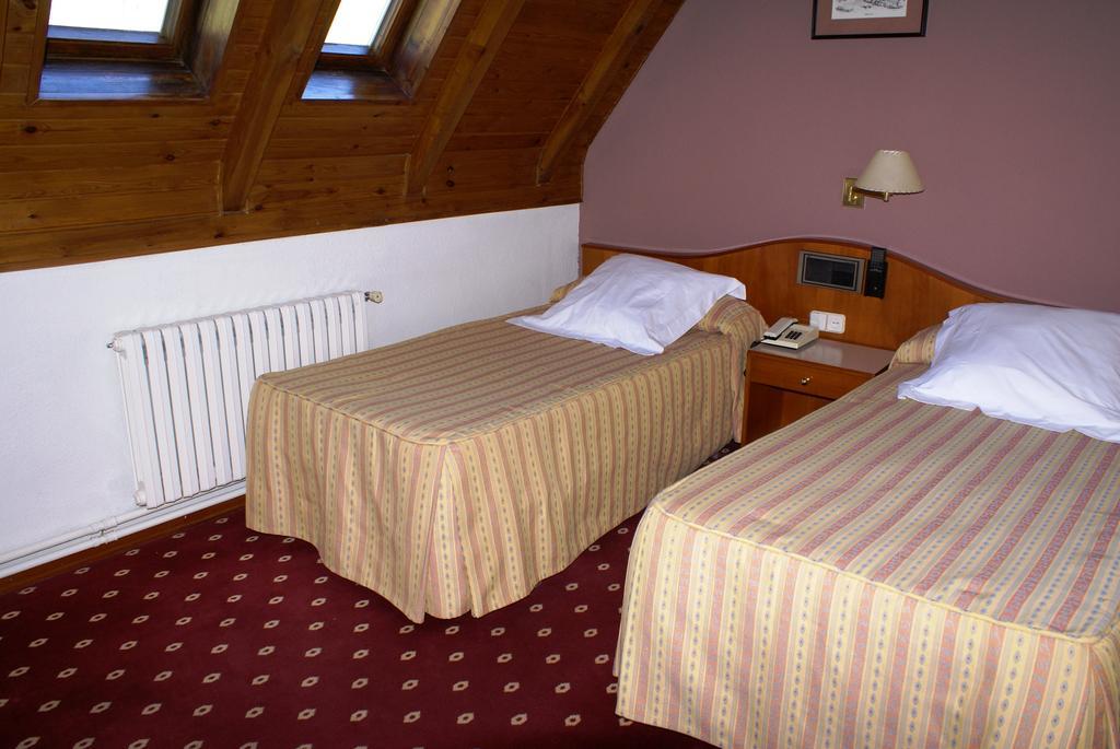 Hotel Edelweiss أرتييس الغرفة الصورة